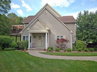 161 Town Center Dr, Warren, NJ 07059