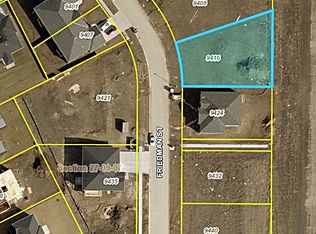 9416 Friedman St, Lincoln, NE 68516
