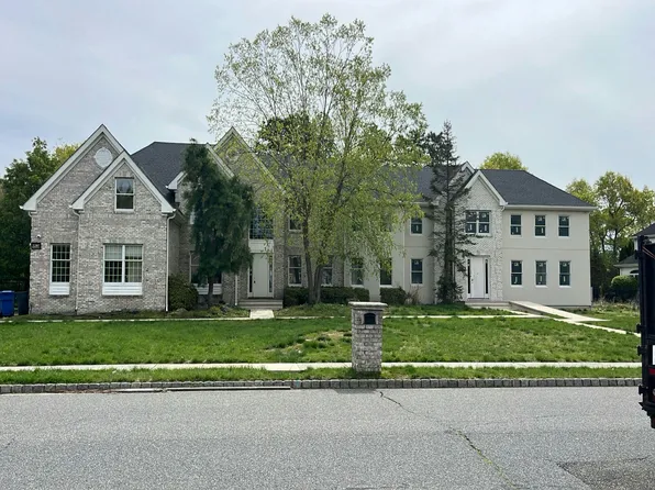 2287 Maple Manor Ct, Toms River, NJ 08755
