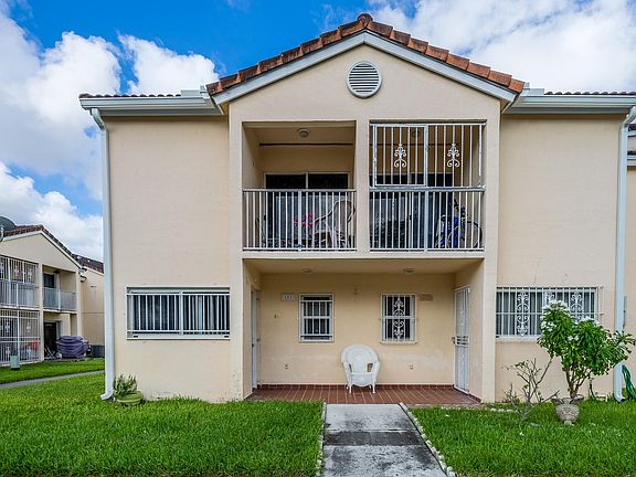 2nd image of 2650 NW 25th Ave APT 101