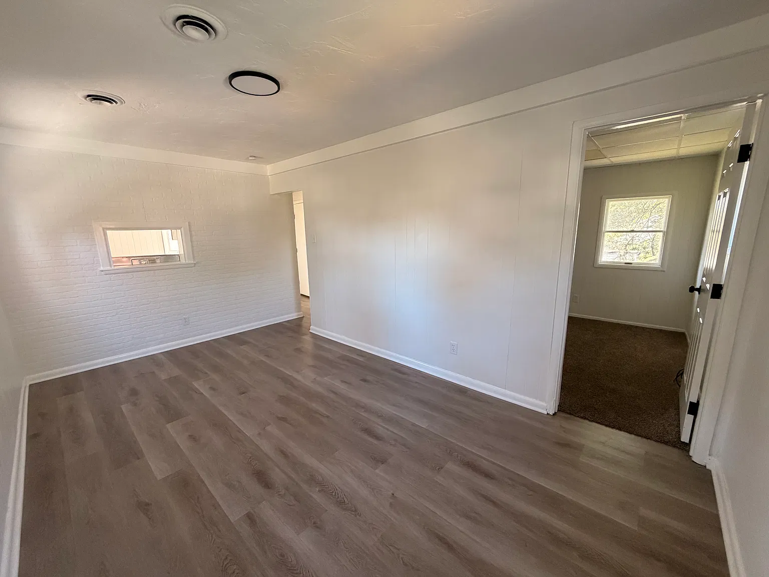 1 bed, $799 — Photo 3