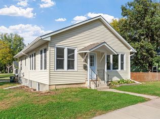 230 Lynn Rd SW, Hutchinson, MN 55350