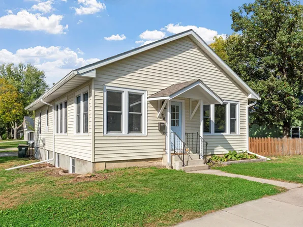 230 Lynn Rd SW, Hutchinson, MN 55350