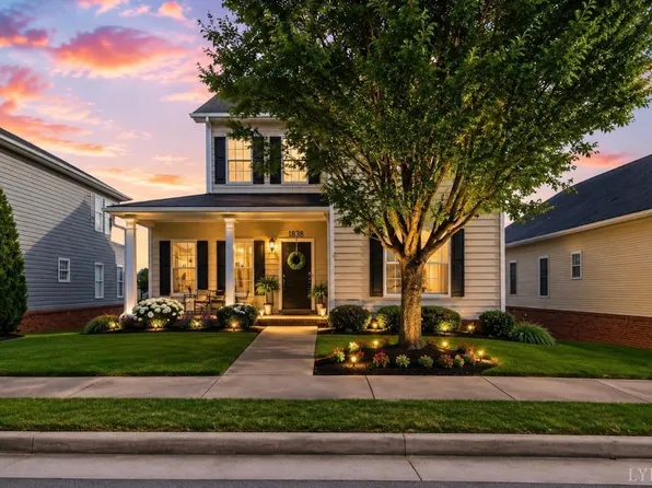 1093 Cranberry Ct, Moneta, VA 24121