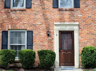 71 Cranston Ct, Dayton, OH 45458