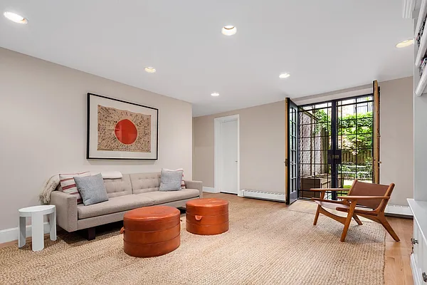 Rented by Douglas Elliman | media 5