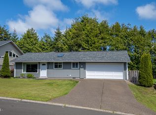 1345 SW Fairway Dr, Waldport, OR 97394