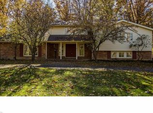 6900 Archwood Rd, Independence, OH 44131