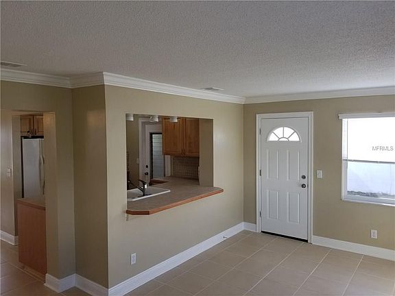 5th image of 9720 45th St N #1-B