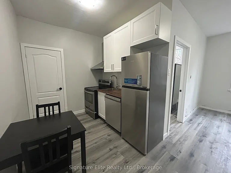 372 Darling St #4 — Photo 11