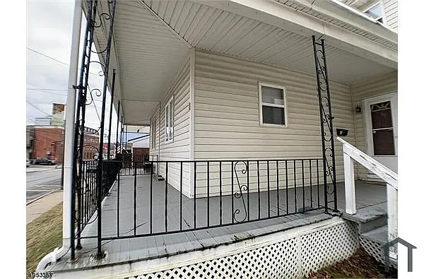 Building Photo - 35 Belvidere Ave