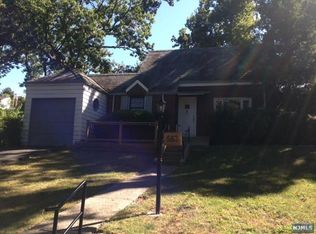 583 Ridgeland Ter, Englewood, NJ 07631