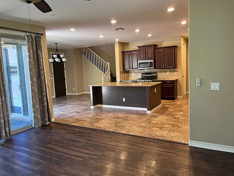 1046 S Annie Ln — Photo 12