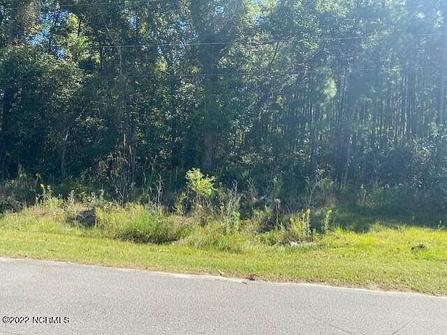 1st image of 105 Dogwood Cir
