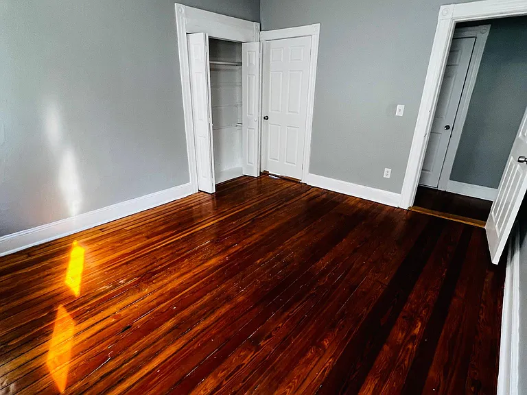 75 Moore St #3 — Photo 6