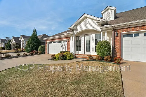 17 Jeffrey Way Photo 1