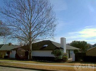 1726 Elizabeth Dr, Carrollton, TX 75007