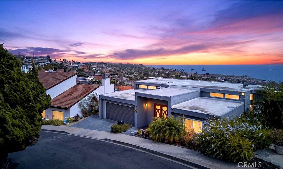 1st image of 2233 Amirante Dr