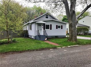 2109 Hampton Rd, Erie, PA 16502