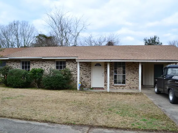 8832 Orleans Dr, Baton Rouge, LA 70810