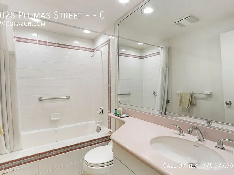 6028 Plumas St #C — Photo 16