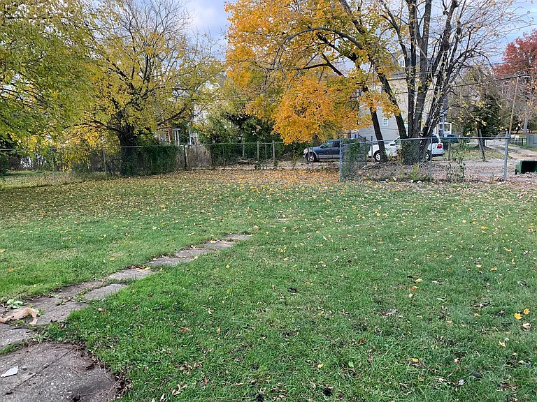4002 Fernhill Ave — Photo 25