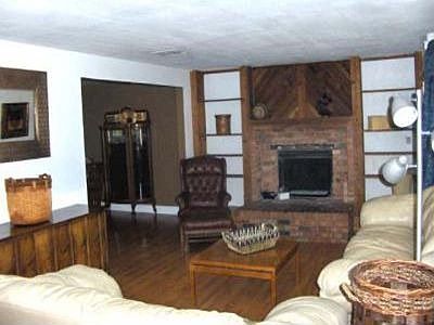 Living Room with Gas Fireplace