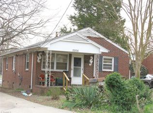 2206 Tuscaloosa St, Greensboro, NC 27401