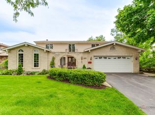 9247 Nashville Ave, Morton Grove, IL 60053