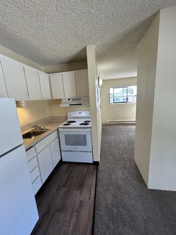 Building Photo - 4129 11th Ave NE #6008