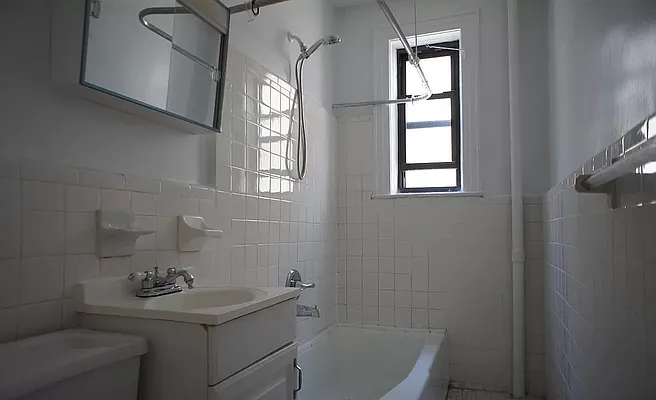 Rented by Aida Home Realty | media 17