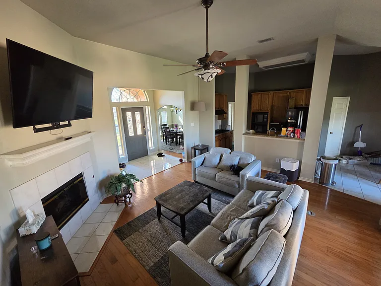 2412 Norwich Dr — Photo 13