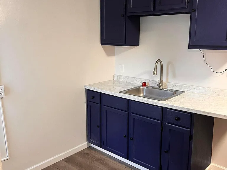 27 Johnston Ave #2 — Photo 9