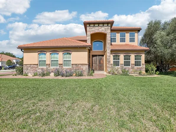 10151 Yonaomi Cir, Clermont, FL 34711