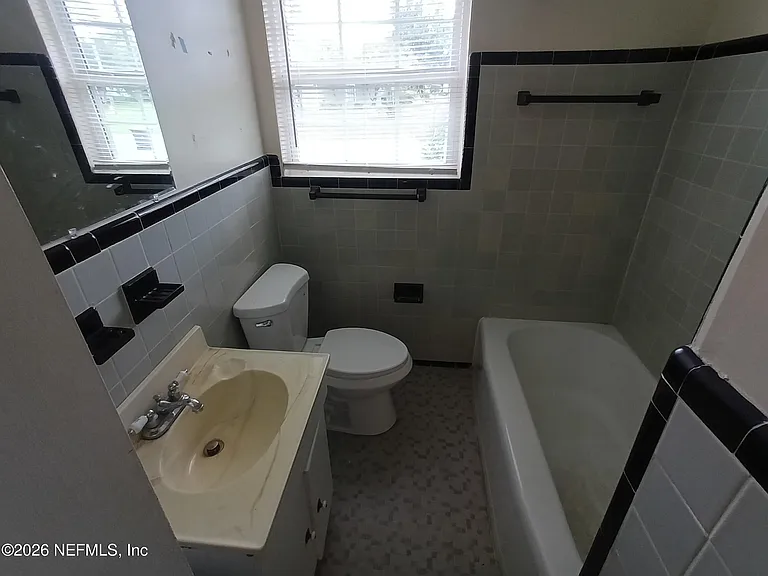4919 Avent Dr — Photo 6