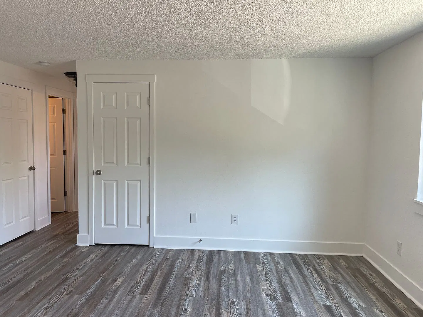 DW1712 - Woodland Heights — Photo 2