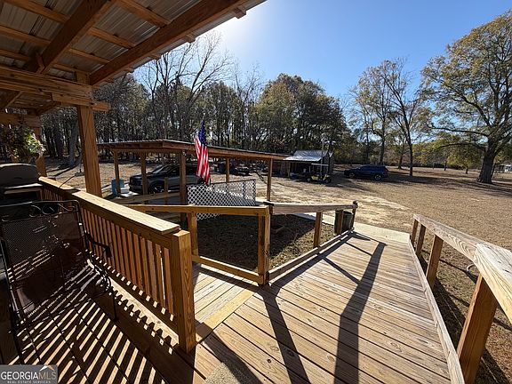 4th image of 2836 Walnut St