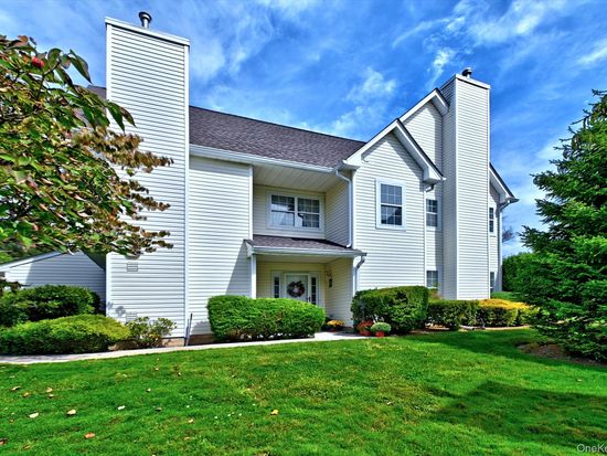 315 Erik Drive, East Setauket, NY 11733