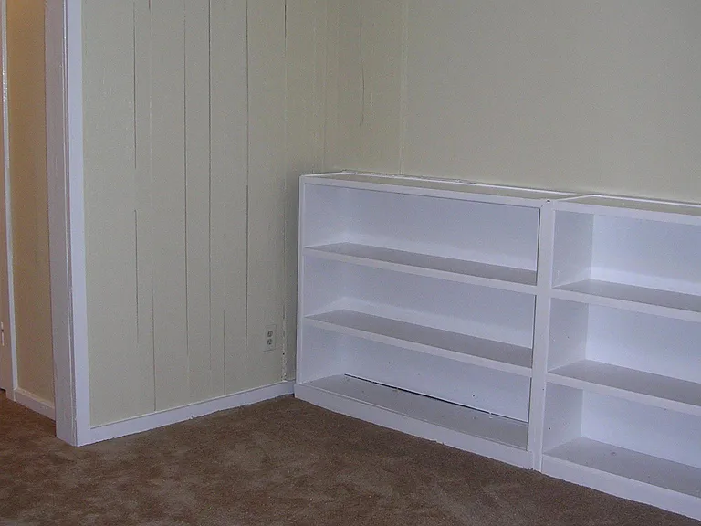 366 Madison Ave #BASEMENT — Photo 7