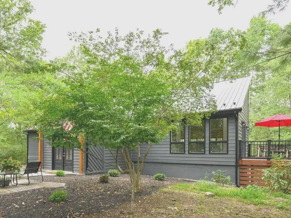 228 Rising Sun Rd, Hedgesville, WV 25427