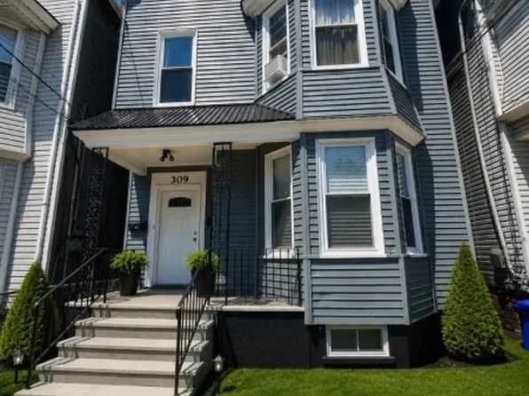 309 7th Ave W Floor 1, Newark, NJ 07107