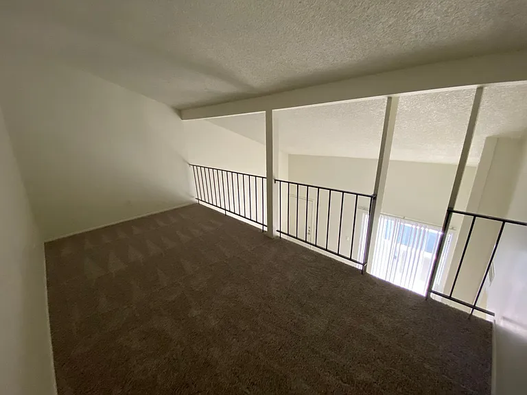 Brighton Place Apartments — Photo 26
