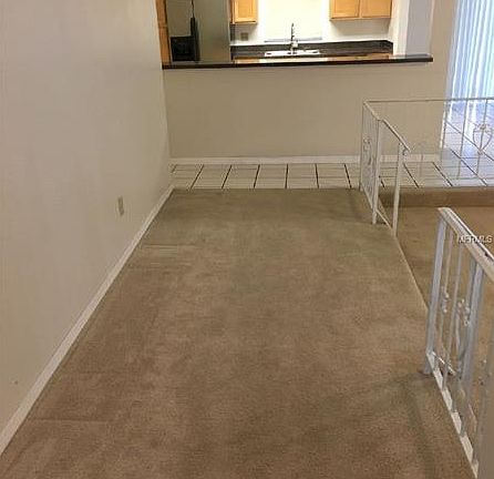 5th image of 926 Hillrise Dr