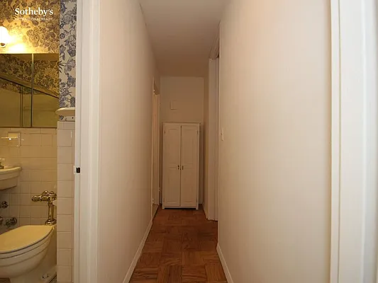 Rented by Sotheby's International Realty | media 23