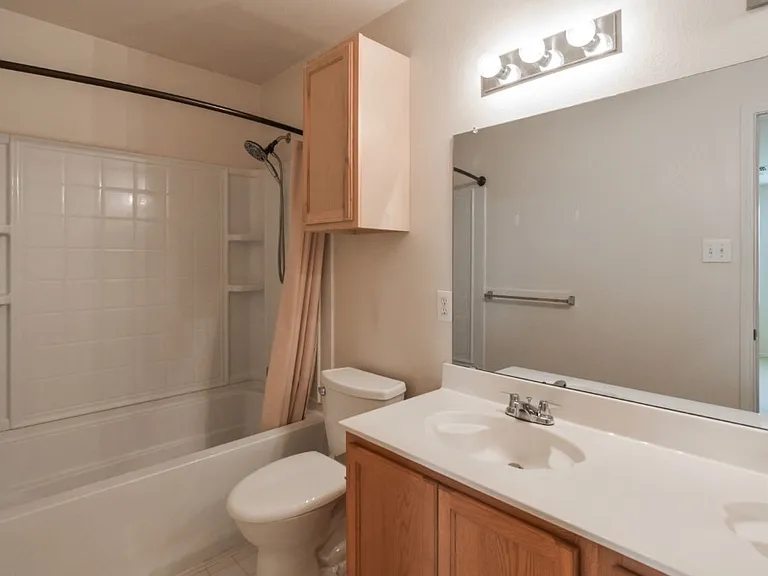 1105 Wyatt Earp Dr — Photo 11