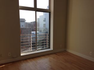 164 Scholes St #4R2, Brooklyn, NY 11206