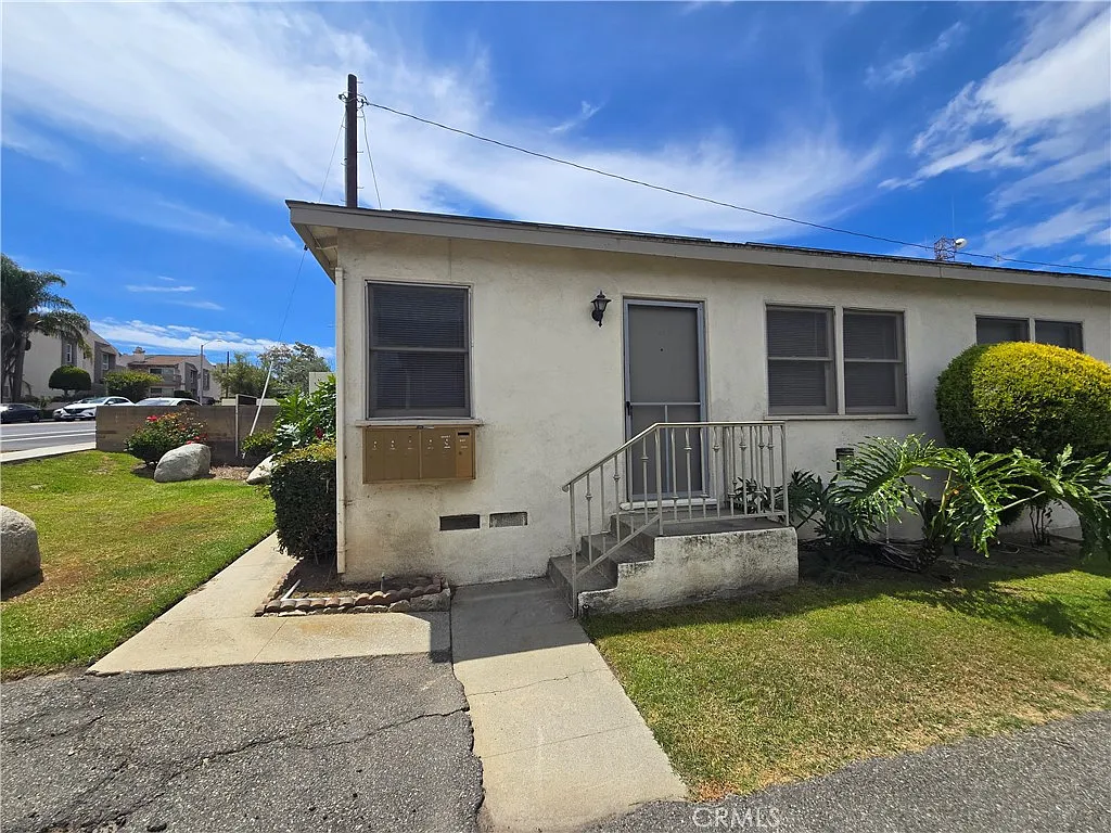 Building Photo - 26027 Narbonne Ave #A