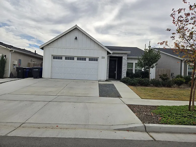 2365 W Mallard Ln — Photo 22