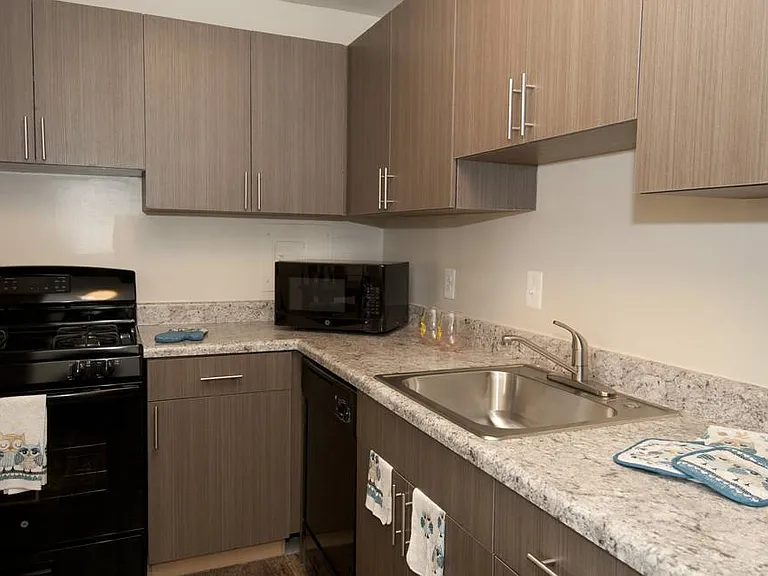 Auden Place — Photo 12