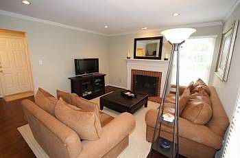2nd image of 432 Upshire Cir